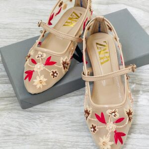 ZARA EMBROIDRED FLATS PUMPS
