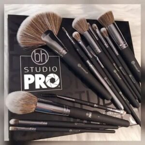 *BH PRO MAKEUP BRUSH SET